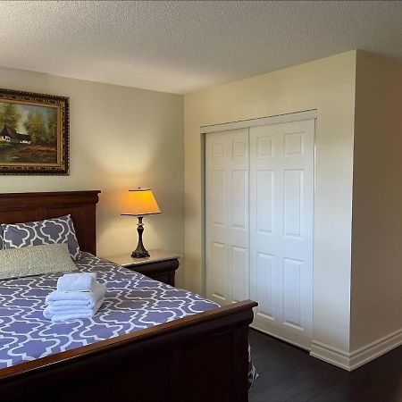 Btn Family-Style Bustling Area Self-Check-In So Fast Fiber Net Free Parking Apartamento Toronto Exterior foto