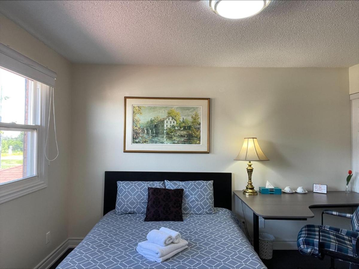 Btn Family-Style Bustling Area Self-Check-In So Fast Fiber Net Free Parking Apartamento Toronto Exterior foto