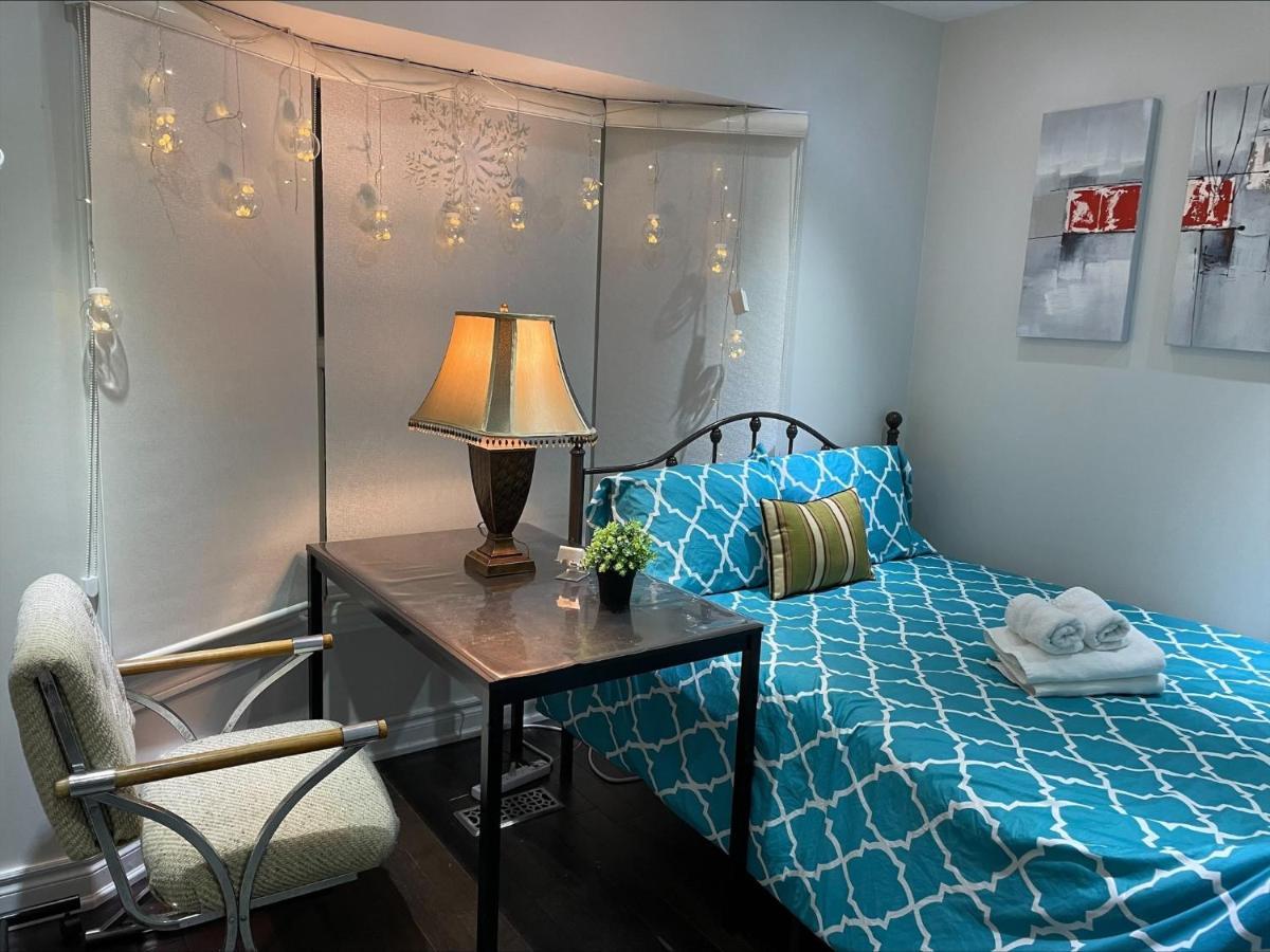 Btn Family-Style Bustling Area Self-Check-In So Fast Fiber Net Free Parking Apartamento Toronto Exterior foto